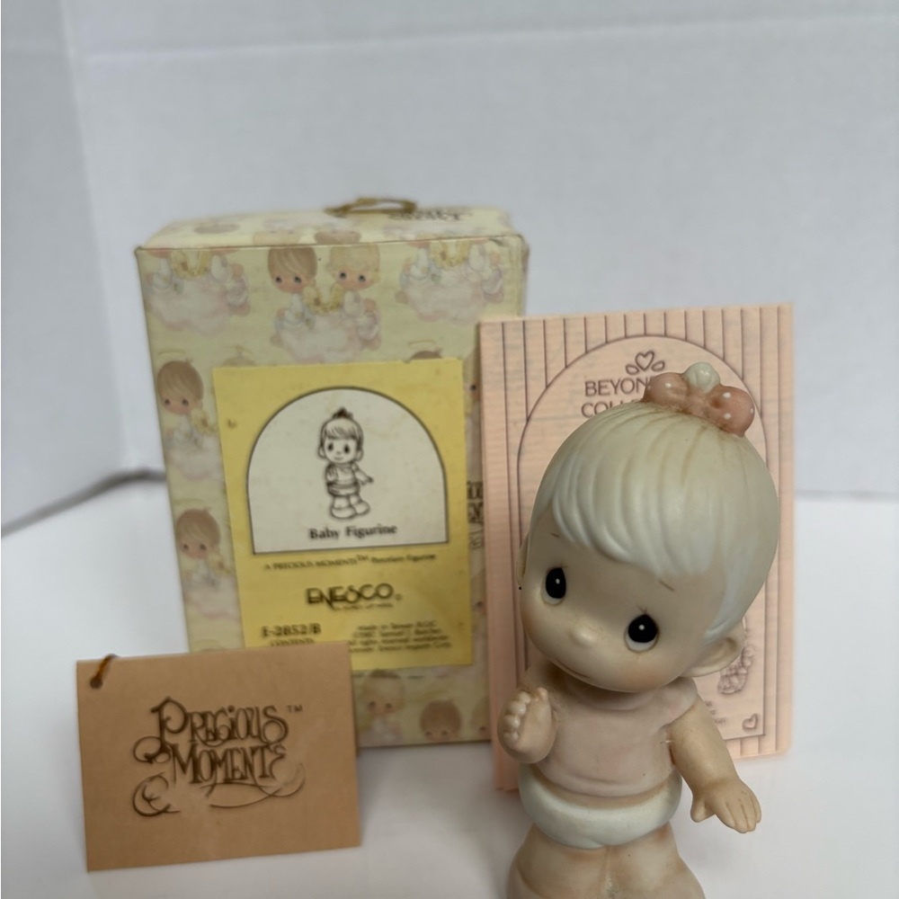 Precious Moments 1983 Baby Figurine – Jonathan & David / Enesco – With Box & Tag